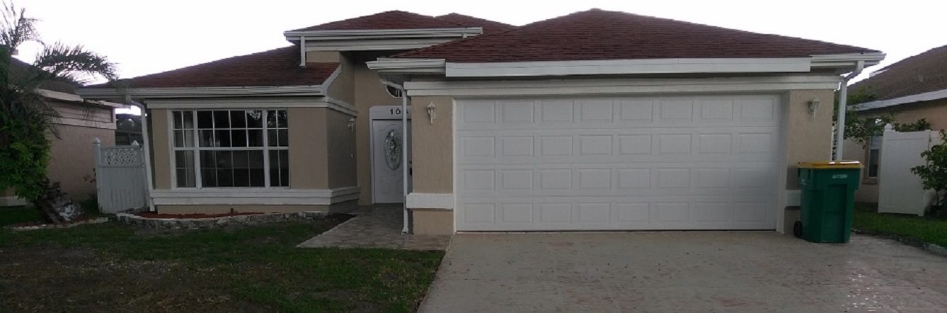 Licensed home inspectors serving Davenport Florida performing home inspections